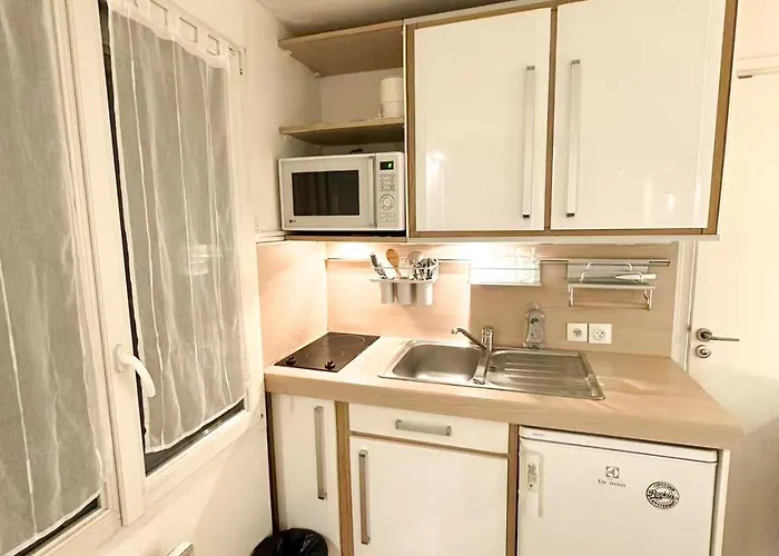 Cozy In Paris's Latin Quarter 아파트